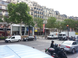 Champs Elysees, view from the bus